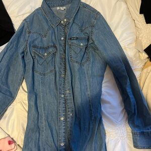 Wrangler women’s jean dress 
- medium